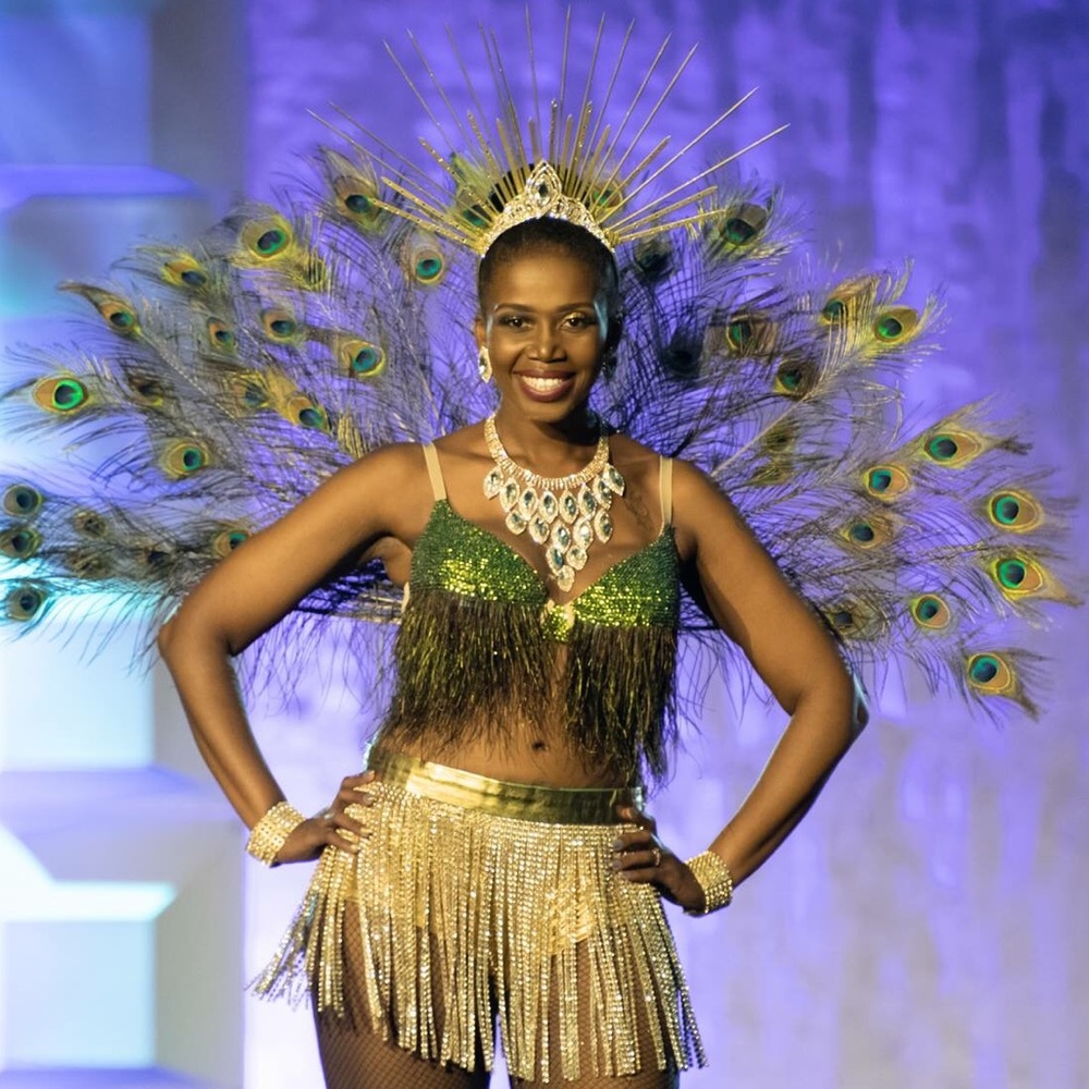 Meet your Posher, Evette